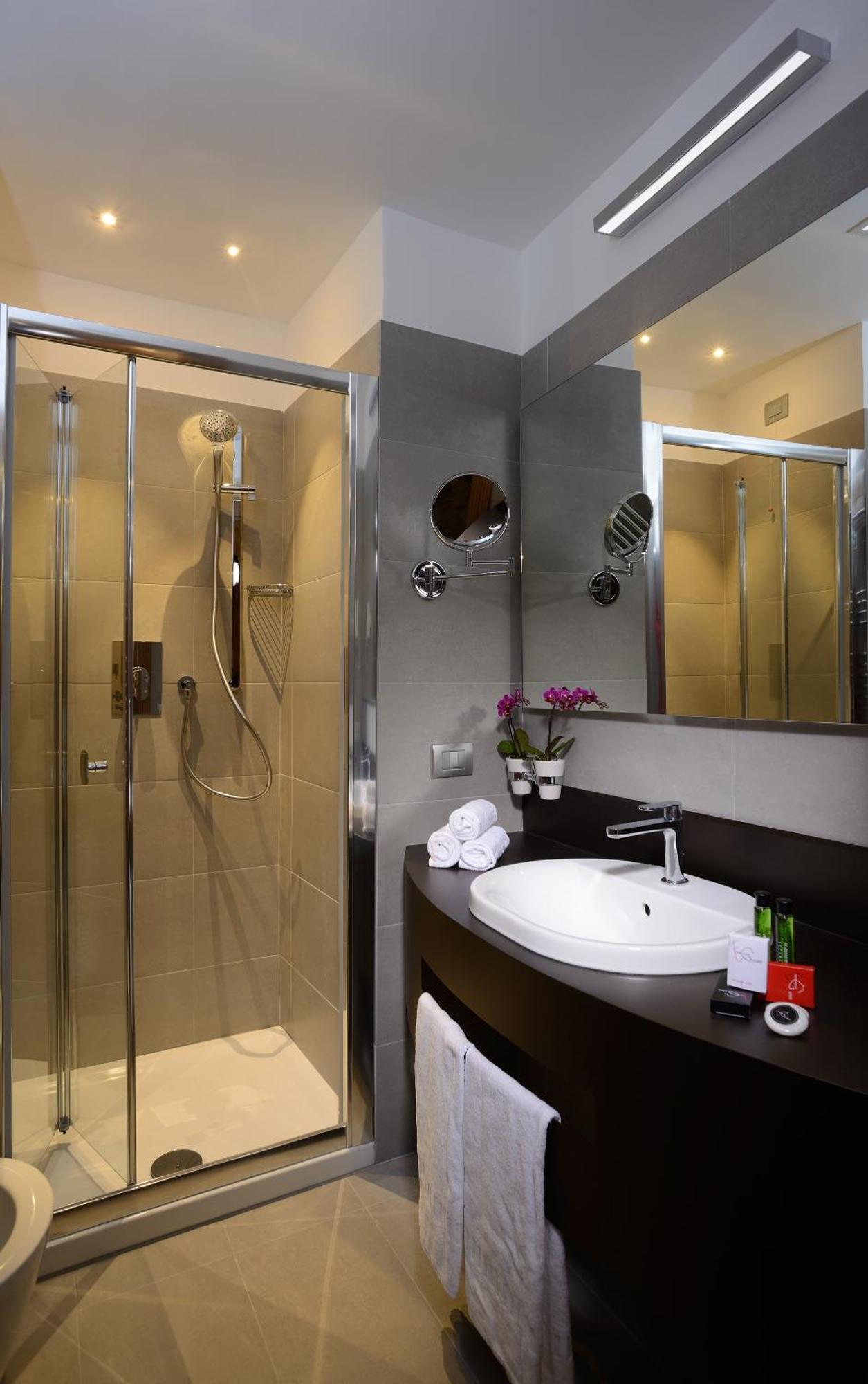 Rome Art Hotel - Gruppo Trevi Hotels — Fotos 1