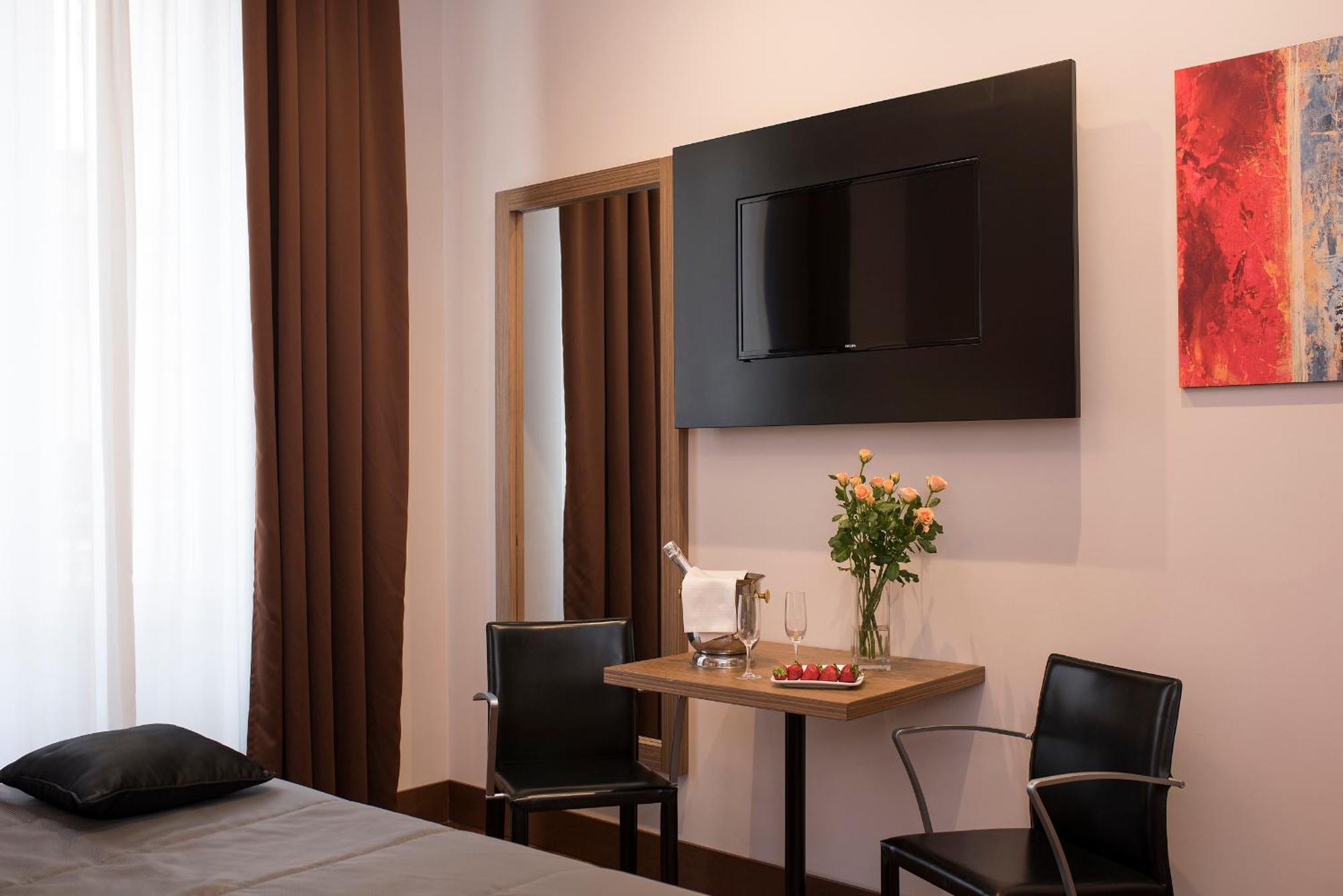 Rome Art Hotel - Gruppo Trevi Hotels — Fotos 2